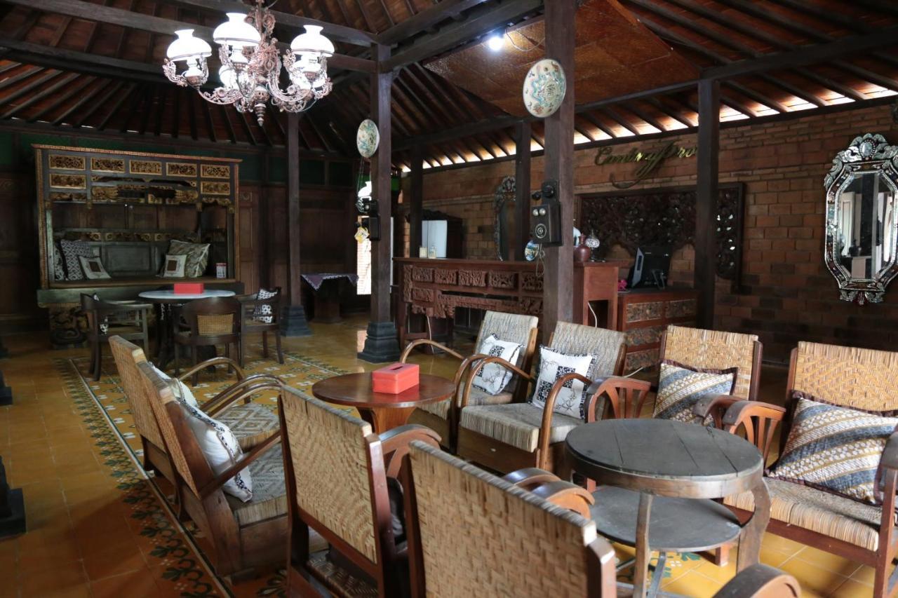 Jowo Kluthuk Heritage Kalasan Bagian luar foto