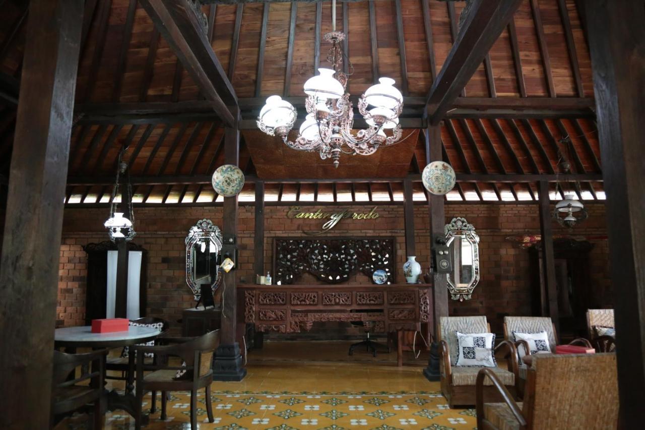 Jowo Kluthuk Heritage Kalasan Bagian luar foto